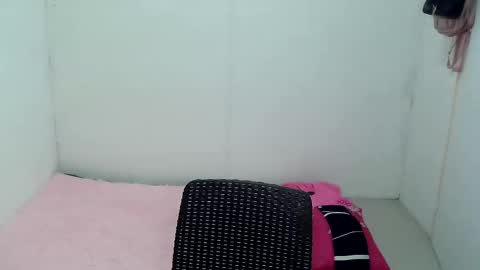 Snapshot of precious_athena chatting on 11, 11, 2025 precious_athena online show from 11, 11, 2025