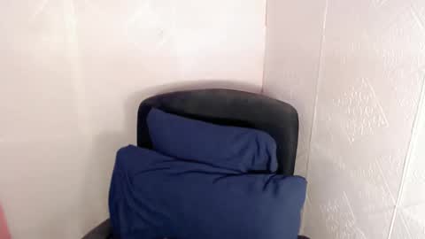 MAXXINE online show from 16, 2, 2025