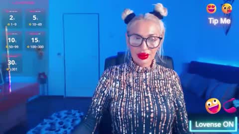 Victoria online show from 17, 12, 2025