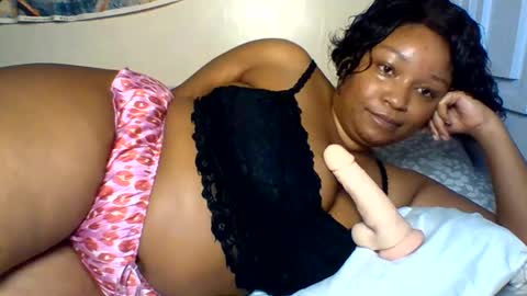 Prettie diva online show from 4, 6, 2026