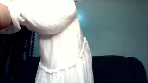 Snapshot of pretty253 chatting on 15, 10, 2025 pretty253 online show from 15, 10, 2025