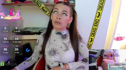 Snapshot of pretty_candysex chatting on 5, 10, 2025 Lisa online show from 5, 10, 2025