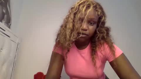 pretty_curvy99 online show from 27, 3, 2026