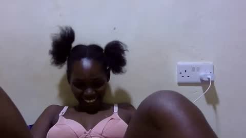 Snapshot of pretty_leila1 chatting on 3, 4, 2026 pretty_leila1 online show from 3, 4, 2026