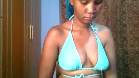 pretty_leilah online show from 19, 1, 2026