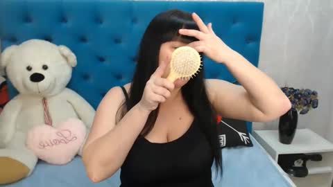 Snapshot of pretty_malika chatting on 7, 12, 2024 pretty_malika online show from 7, 12, 2024