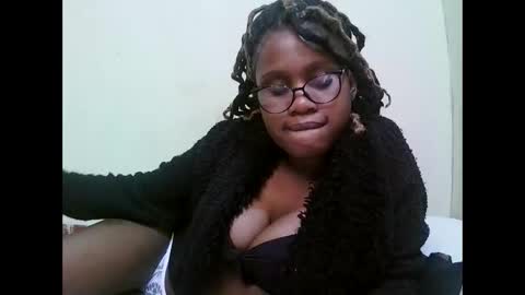 Snapshot of pretty_mellan chatting on 7, 2, 2025 pretty_mellan online show from 7, 2, 2025