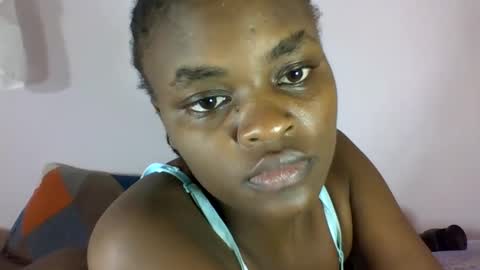 Snapshot of pretty_miya chatting on 1, 12, 2024 pretty_miya online show from 1, 12, 2024