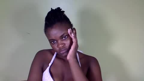 Snapshot of pretty_miya chatting on 3, 1, 2025 pretty_miya online show from 3, 1, 2025