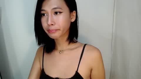 Snapshot of pretty_molly18 chatting on 21, 6, 2026 Its me Molly 3 online show from 21, 6, 2026