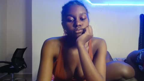 Snapshot of pretty_nyra chatting on 21, 5, 2026 Nyra online show from 21, 5, 2026