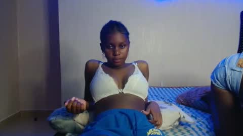 Snapshot of pretty_nyra chatting on 22, 5, 2026 Nyra online show from 22, 5, 2026