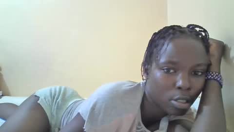 pretty_petite_ebony online show from 5, 3, 2025