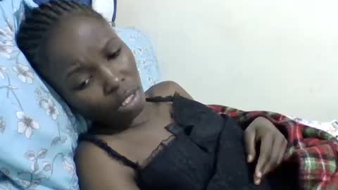 pretty_petite_ebony online show from 22, 6, 2026