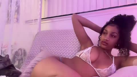 prettyblackgal online show from 19, 7, 2026