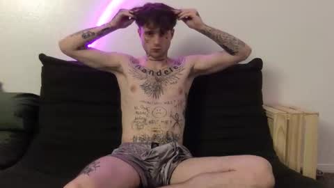 Snapshot of prettyboyszn chatting on 26, 10, 2025 pretty boy online show from 26, 10, 2025