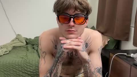 pretty boy online show from 26, 3, 2026