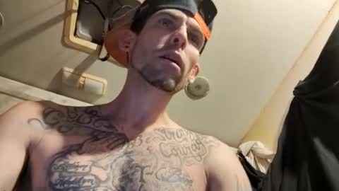 Snapshot of prettyboytatted69 chatting on 14, 2, 2025 Prettyslangin69 FYPM online show from 14, 2, 2025