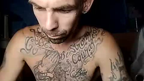 Snapshot of prettyboytatted69 chatting on 26, 9, 2025 Prettyslangin69 FYPM online show from 26, 9, 2025