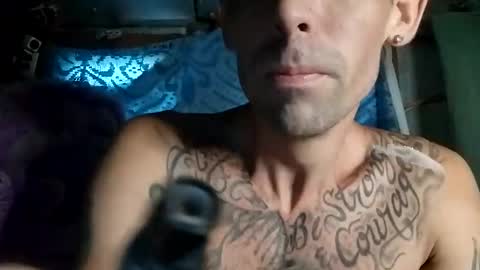 Snapshot of prettyboytatted69 chatting on 5, 10, 2025 Prettyslangin69 FYPM online show from 5, 10, 2025