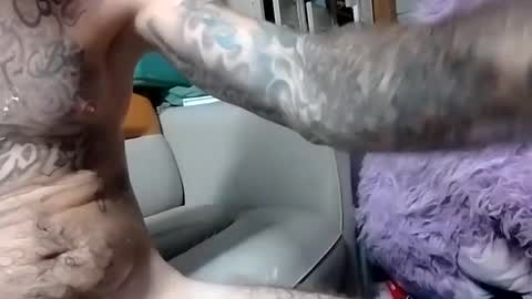Snapshot of prettyboytatted69 chatting on 14, 10, 2025 Prettyslangin69 FYPM online show from 14, 10, 2025