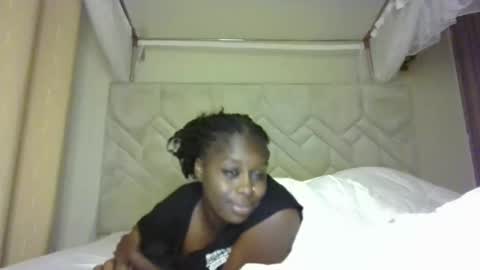 prettydulce online show from 9, 4, 2026