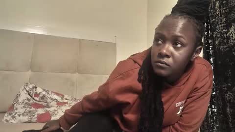 Snapshot of prettyeve25 chatting on 14, 10, 2025 eve online show from 14, 10, 2025