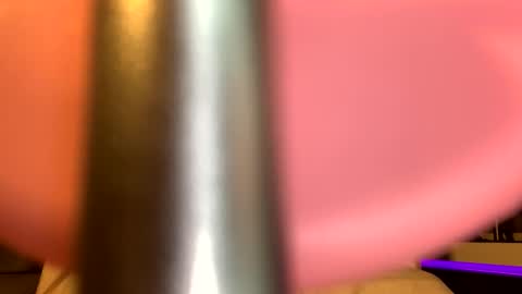 Pretty or Flacka  online show from 30, 10, 2025