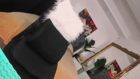 Snapshot of prettyjuliax chatting on 14, 1, 2025 prettyjuliax online show from 14, 1, 2025