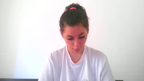 prettyjulliette online show from 21, 9, 2025