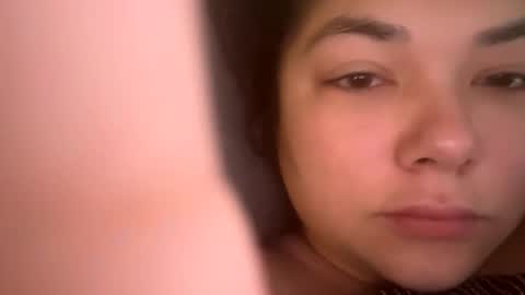 prettylatinamomma01 online show from 29, 11, 2025