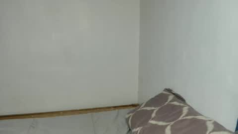 prettylittle_lady online show from 28, 6, 2026