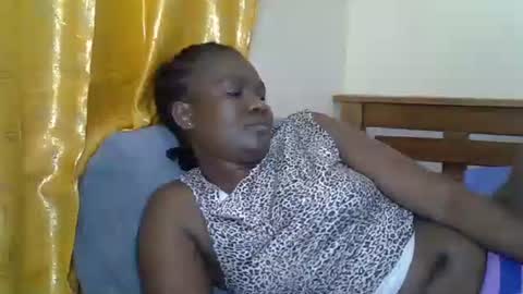 Snapshot of prettyliz30 chatting on 3, 6, 2026 LILIAN online show from 3, 6, 2026