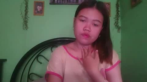 prettymae756493 online show from 20, 3, 2026