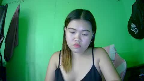 prettymae756493 online show from 17, 6, 2026