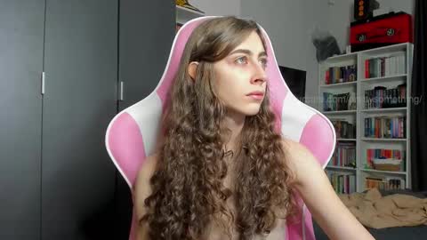 Sophie  next stream will be at Monday  i will wait you guys  online show from 26, 2, 2026