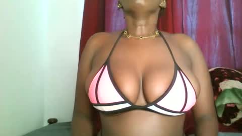 Snapshot of prettyvishy chatting on 25, 12, 2024 prettyvishy online show from 25, 12, 2024