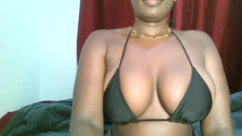 Snapshot of prettyvishy chatting on 7, 1, 2025 prettyvishy online show from 7, 1, 2025