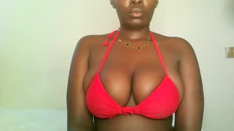 Snapshot of prettyvishy chatting on 24, 2, 2025 prettyvishy online show from 24, 2, 2025