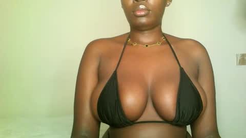Snapshot of prettyvishy chatting on 25, 2, 2025 prettyvishy online show from 25, 2, 2025
