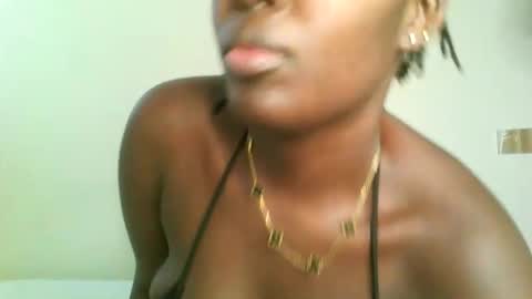 Snapshot of prettyvishy chatting on 6, 3, 2025 prettyvishy online show from 6, 3, 2025
