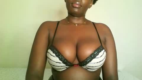 prettyvishy online show from 16, 3, 2026