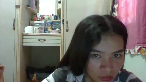 prety784828 online show from 14, 6, 2026