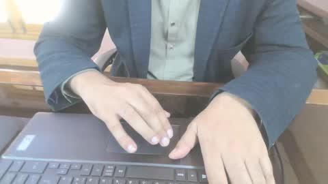 lover online show from 8, 10, 2025