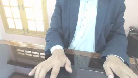 lover online show from 16, 10, 2025