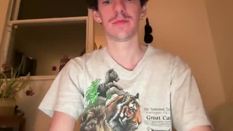 Peaches online show from 28, 1, 2025