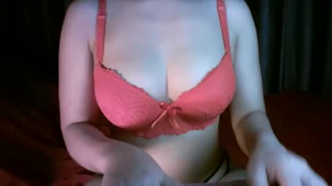 Snapshot of princess916446 chatting on 1, 1, 2025   princess   online show from 1, 1, 2025