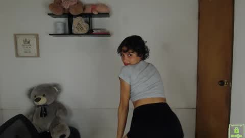 Snapshot of princess_an chatting on 14, 10, 2025 An online show from 14, 10, 2025