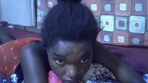 princess_scovia online show from 27, 10, 2025