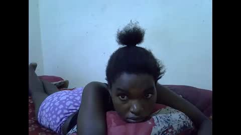 Snapshot of princess_scovia chatting on 24, 5, 2026 princess_scovia online show from 24, 5, 2026